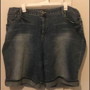 Plus Size 26 Lane Bryant Cuffed Jean Shorts